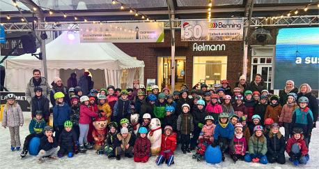 Viel Spaß auf dem Eis hatten vier Lerngruppen der Grundschule Castellschule aus Lingen.